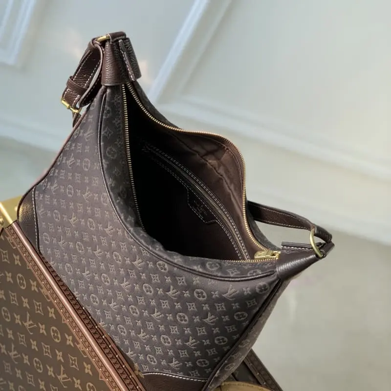 M95225 Brown 19x30x10cm High Quality Bags - Image 3