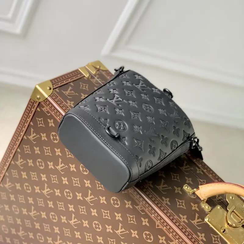 M82248 13x21x8.5cm High Quality Bags - Image 3