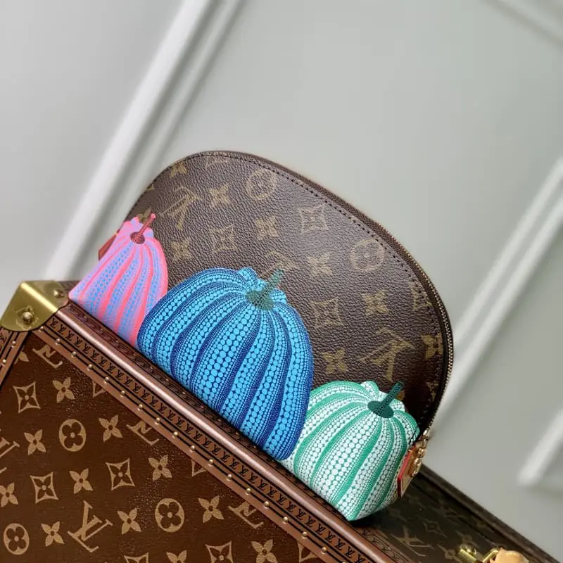 M46472 24x17x6cm High Quality Bags - Image 2