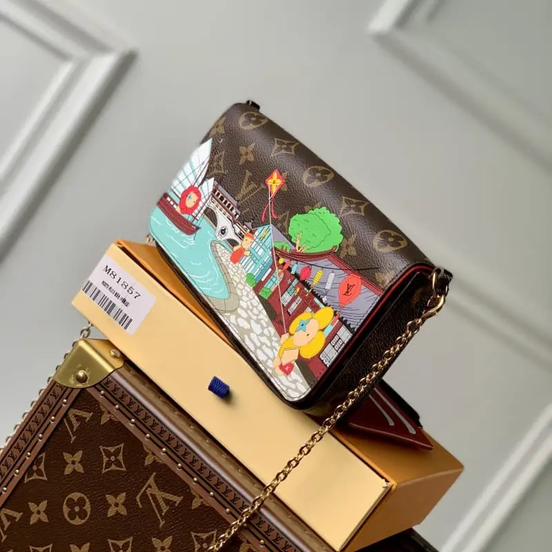 M81857 21x12x3cm High Quality Bags - Image 3