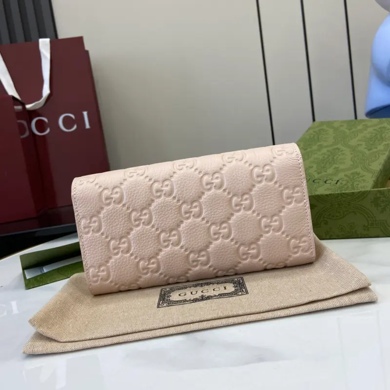 815922 CM 1 High-Quality Bags - Image 3