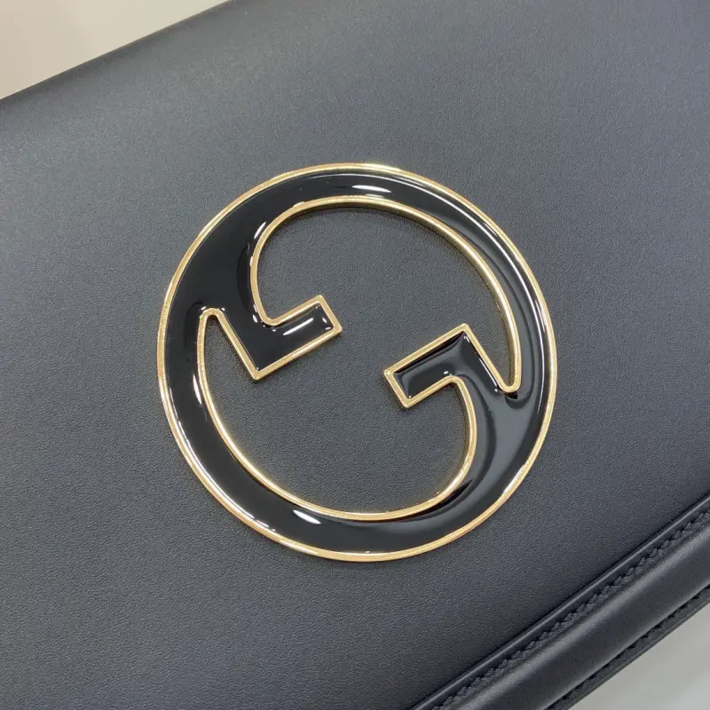 815719 CM 3 High-Quality Bags - Image 5