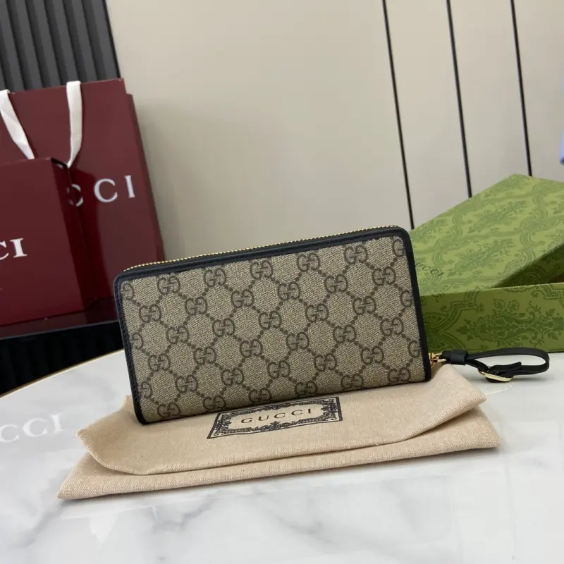 821803 CM 1 High-Quality Bags - Image 3