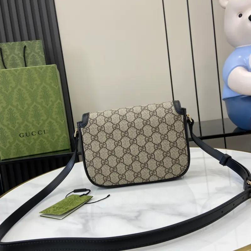 815205 CM 1 High-Quality Bags - Image 3