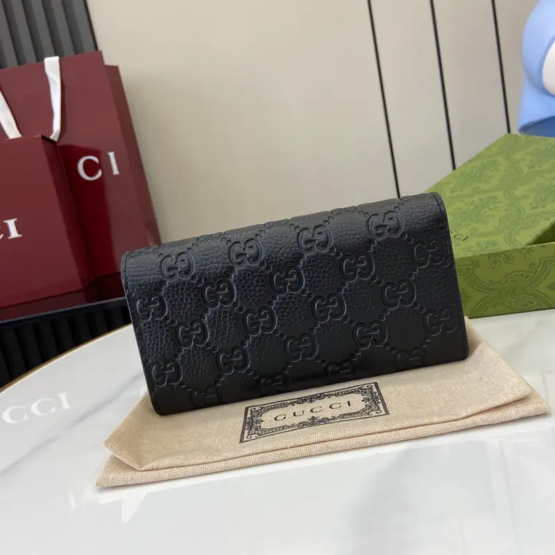 815922 CM 2 High-Quality Bags - Image 3