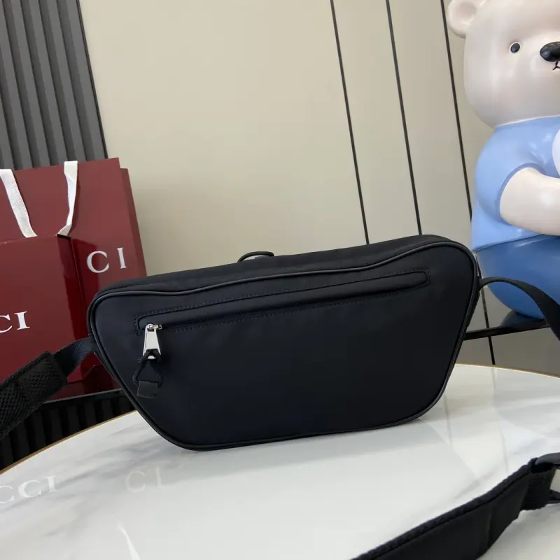 802096 CM 3 High-Quality Bags - Image 3