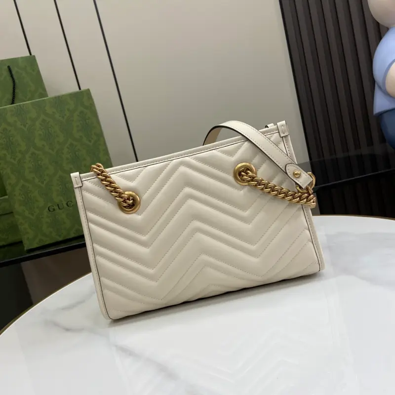779727 CM 1 High-Quality Bags - Image 3