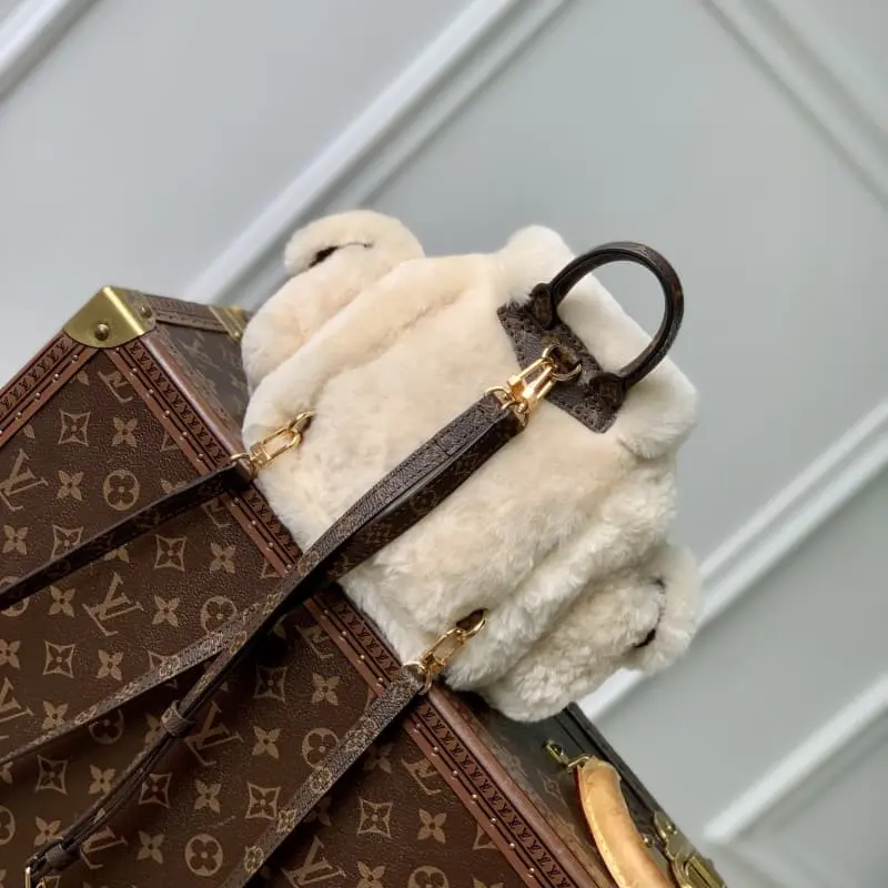 M11919 16.5x13x25cm High Quality Bags - Image 3