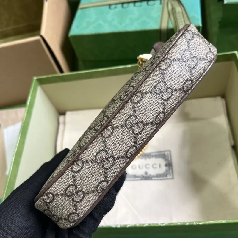 764960 CM 2 High-Quality Bags - Image 3