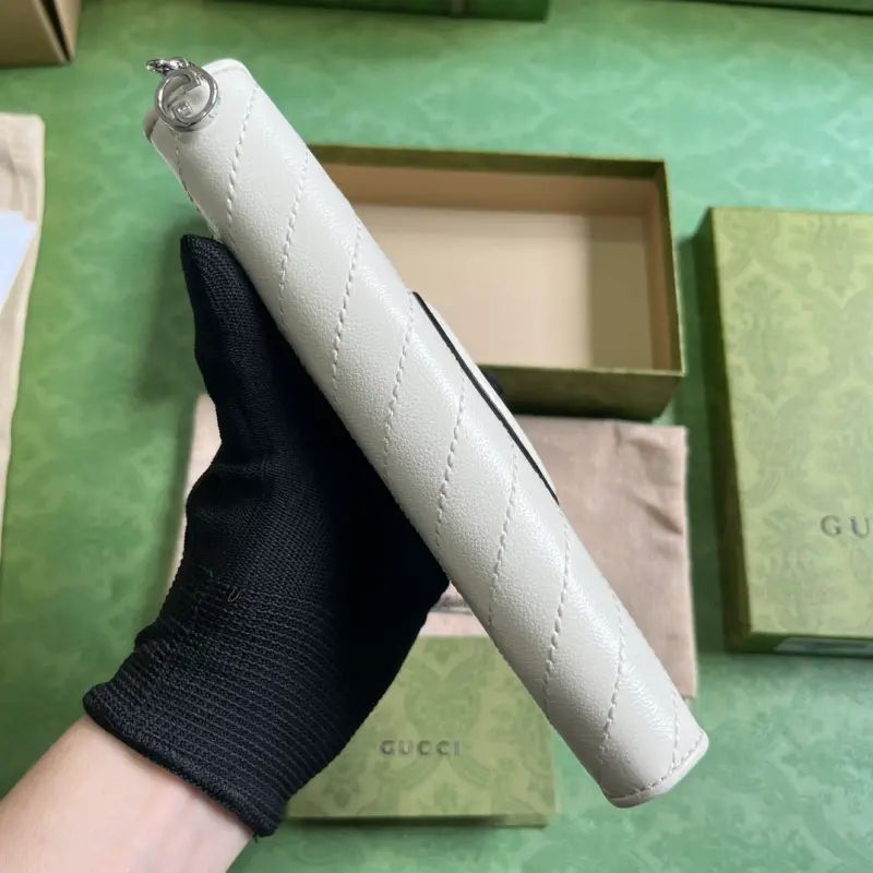 760312 CM 1 High-Quality Bags - Image 3