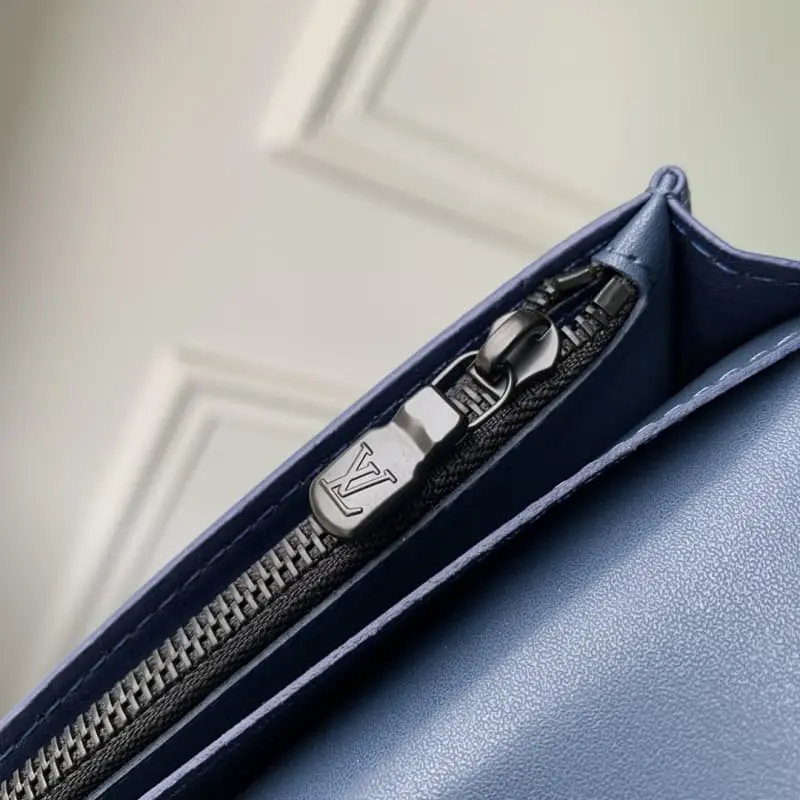 M66540 10x19x2cm High Quality Bags - Image 3