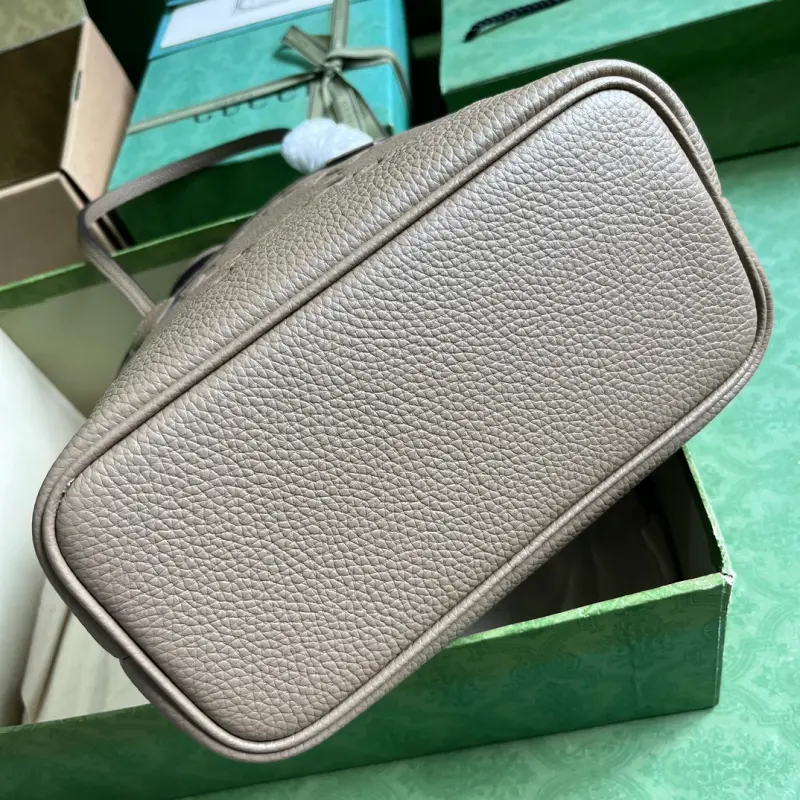 726762 CM 1 High-Quality Bags - Image 3