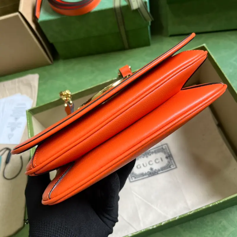 724645 CM 1 High-Quality Bags - Image 3