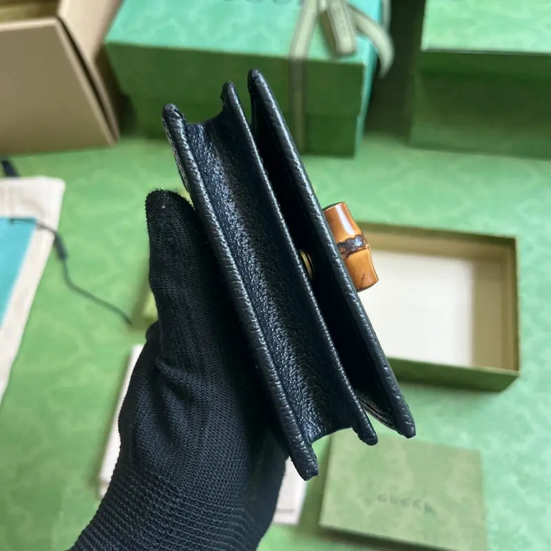 658244 CM 1 High-Quality Bags - Image 3