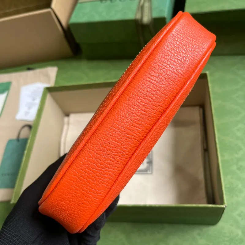 739076 CM 1 High-Quality Bags - Image 3