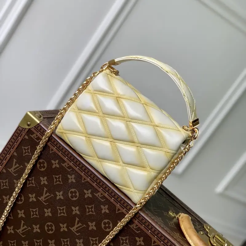 M12338 Light yellow 14x9x20cm High Quality Bags - Image 3