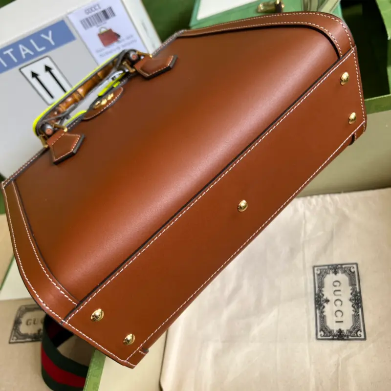 702721 CM 1 High-Quality Bags - Image 3