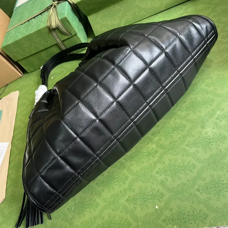 746210 CM 1 High-Quality Bags - Image 3