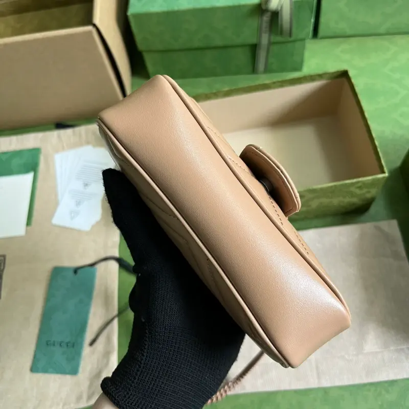 476433 CM 3 High-Quality Bags - Image 3