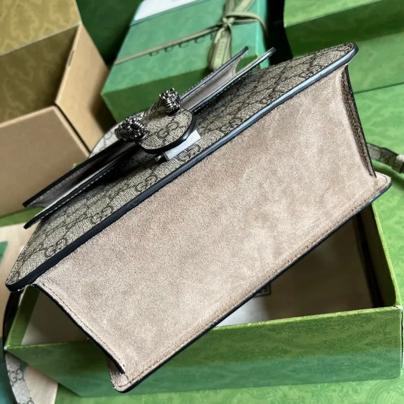 739496 CM 1 High-Quality Bags - Image 3