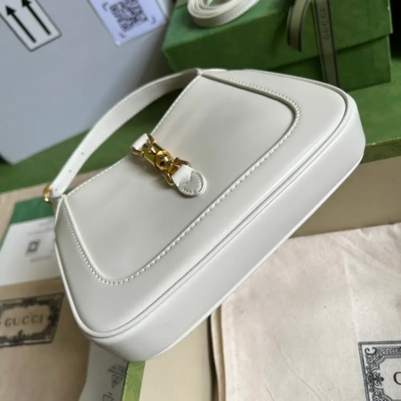 637091 CM 1 High-Quality Bags - Image 3