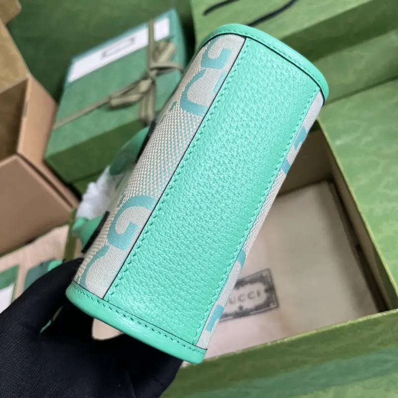 671623 CM 4 High-Quality Bags - Image 3