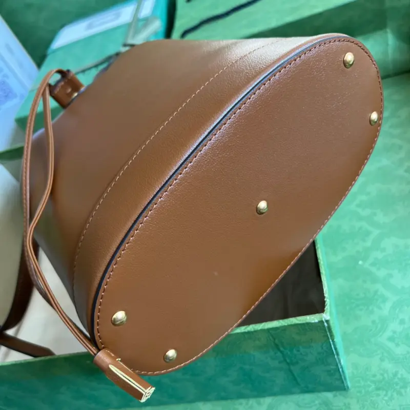 724652 CM 2 High-Quality Bags - Image 3