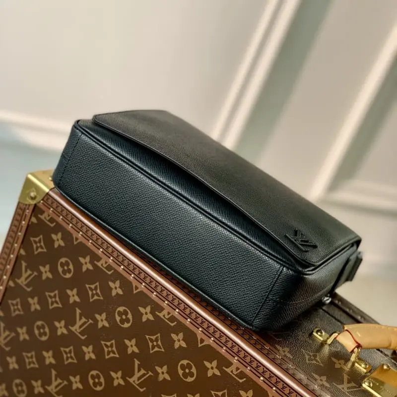 M30850 26x20x7cm High Quality Bags - Image 3