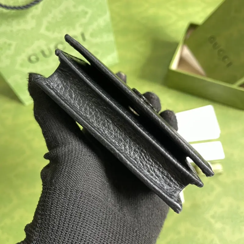 456126 CM 2 High-Quality Bags - Image 3