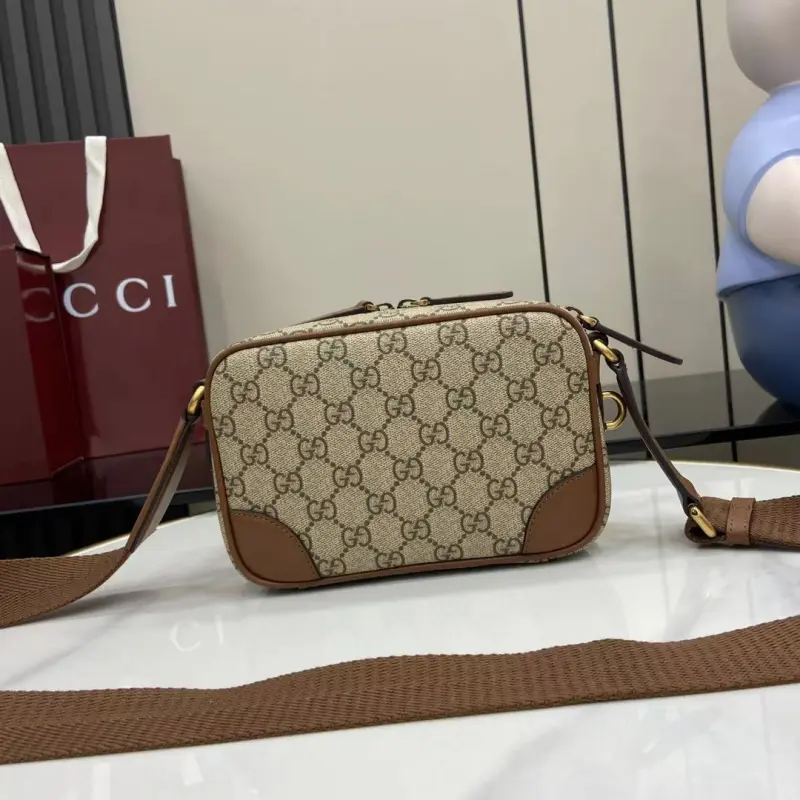 821217 CM 1 High-Quality Bags - Image 3