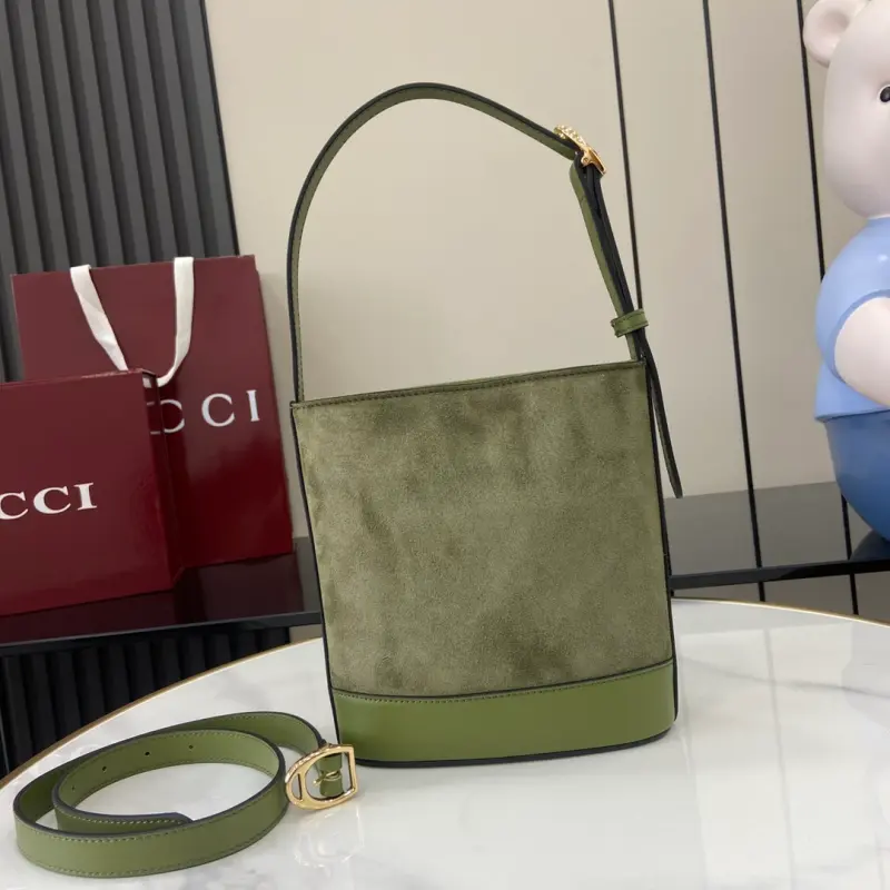 833665 CM 1 High-Quality Bags - Image 3