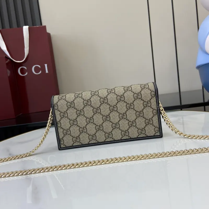 621892 CM 1 High-Quality Bags - Image 3