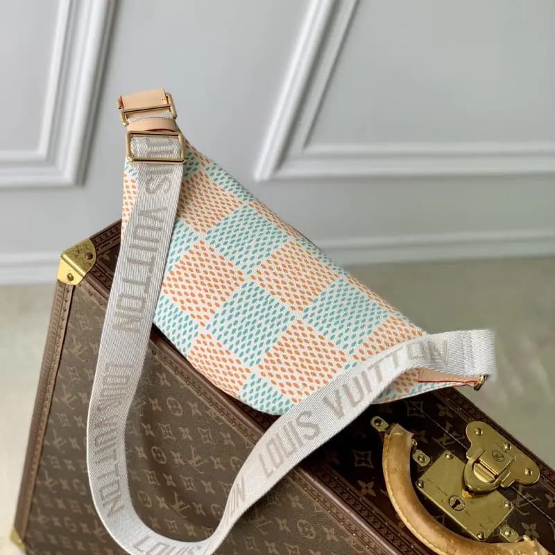 M40736 30x15x8cm High Quality Bags - Image 3