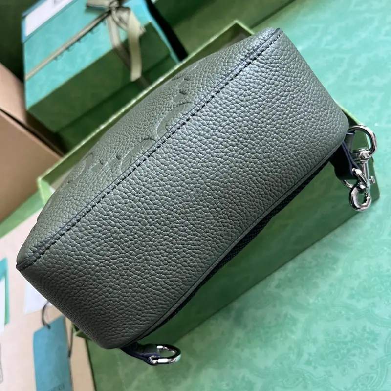 766937 CM 1 High-Quality Bags - Image 3