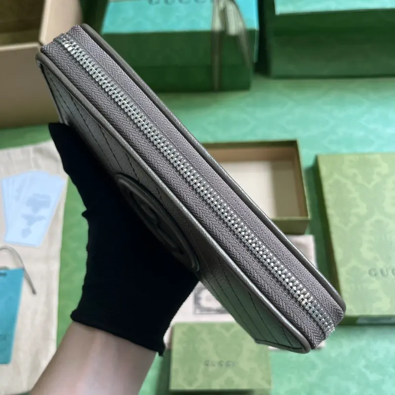 760312 CM 2 High-Quality Bags - Image 3