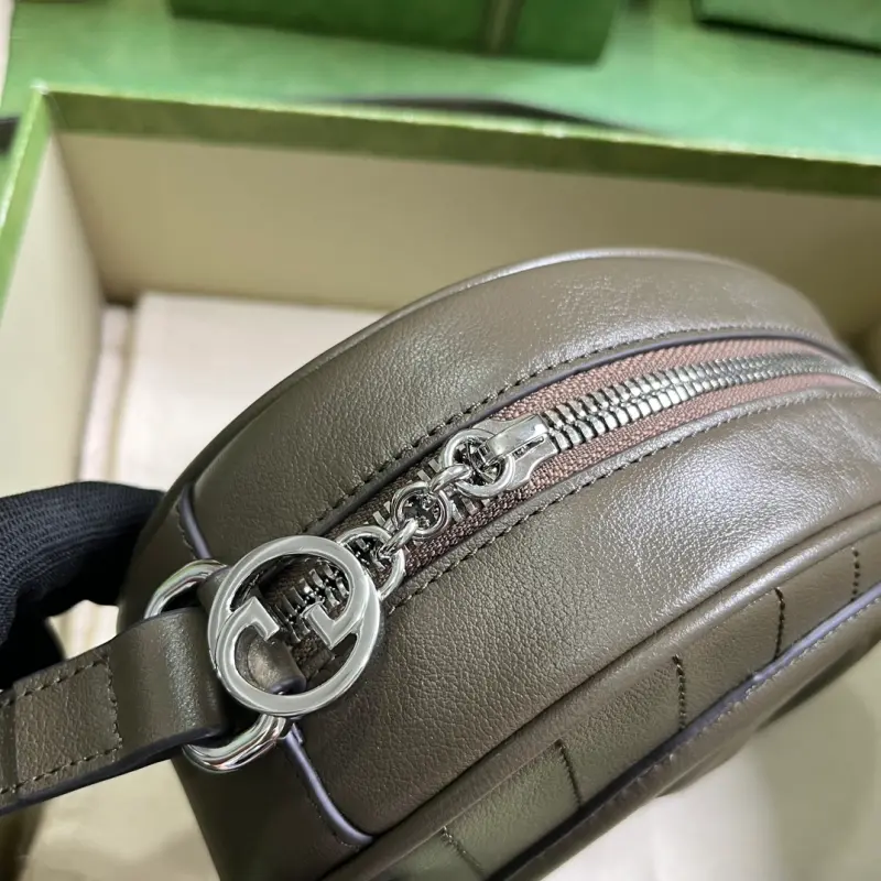 760175 CM 3 High-Quality Bags - Image 3