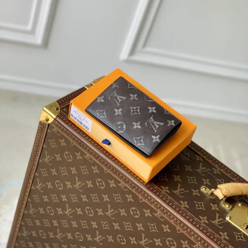 M64502 Silk screen passport holder 10x14x2cm High Quality Bags - Image 3