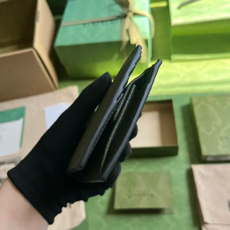 739479 CM 2 High-Quality Bags - Image 3