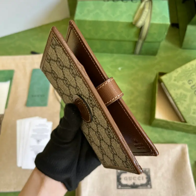 724562 CM 1 High-Quality Bags - Image 3