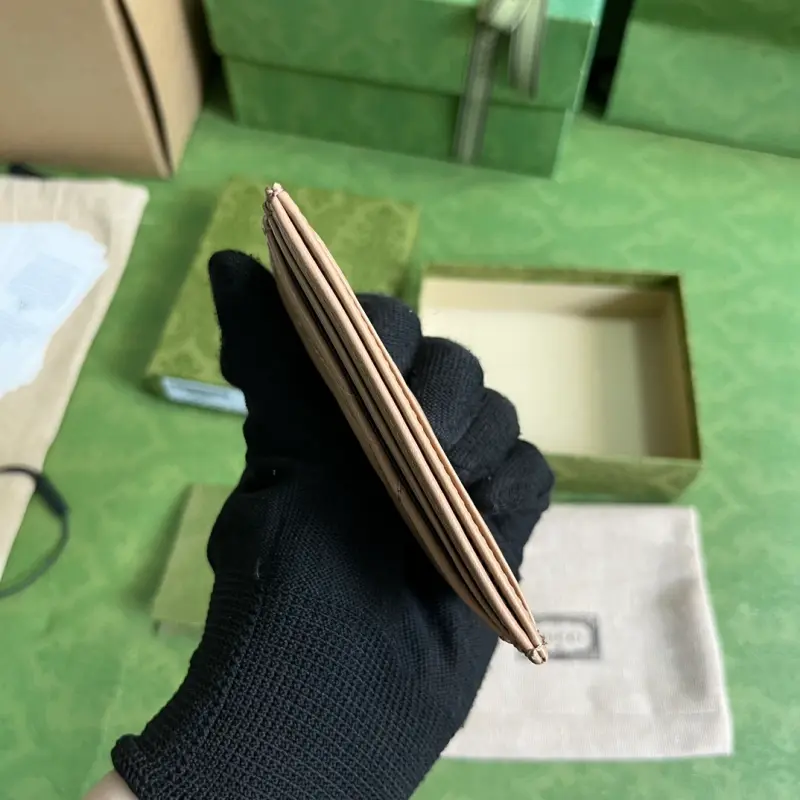 443127 CM 6 High-Quality Bags - Image 3