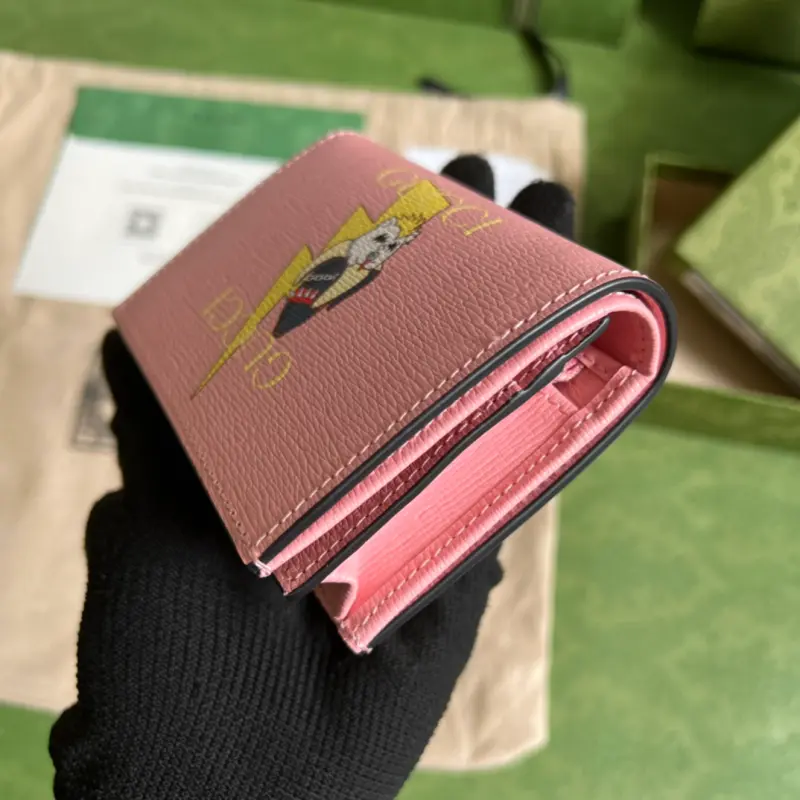 701009 CM 1 High-Quality Bags - Image 3