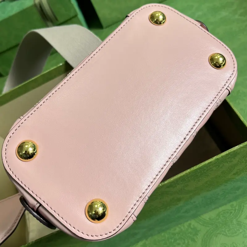 727793 CM 2 High-Quality Bags - Image 3