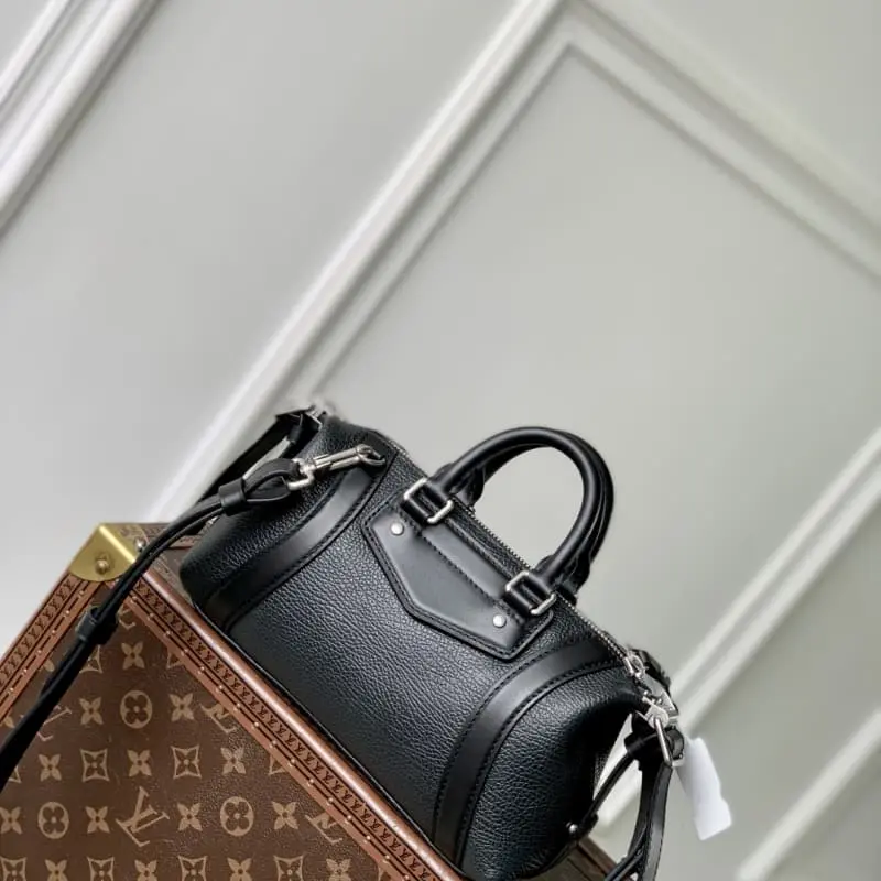 M14623 10x10x23cm High Quality Bags - Image 3