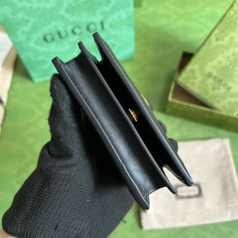 723786 CM 2 High-Quality Bags - Image 3