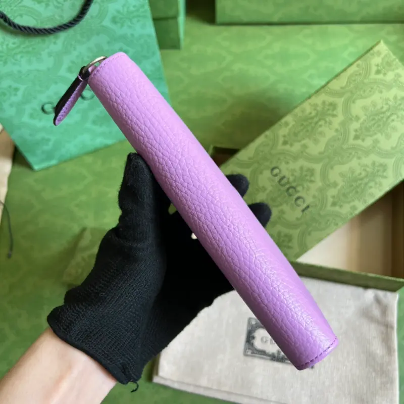 456117 CM 4 High-Quality Bags - Image 3