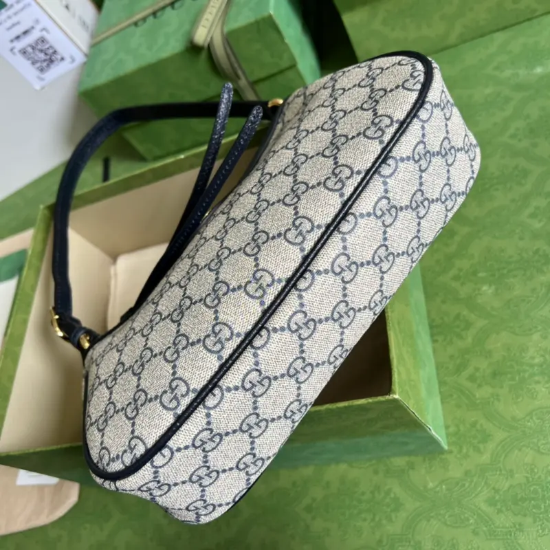 735145 CM 1 High-Quality Bags - Image 3