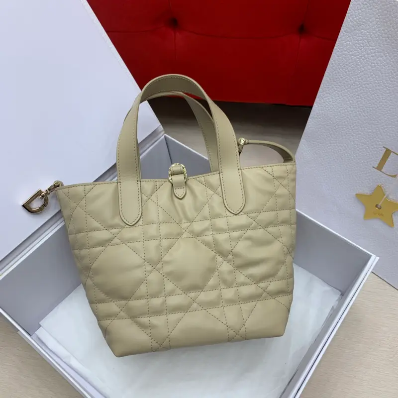 ML248 2 High Quality Bags - Image 3