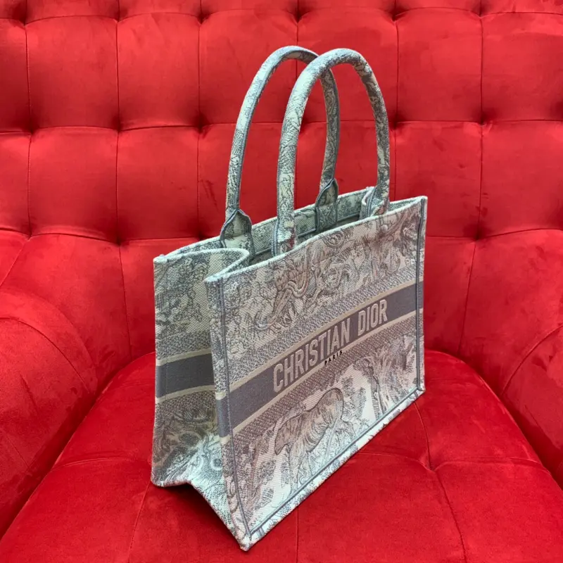 ML253 2 High Quality Bags - Image 3