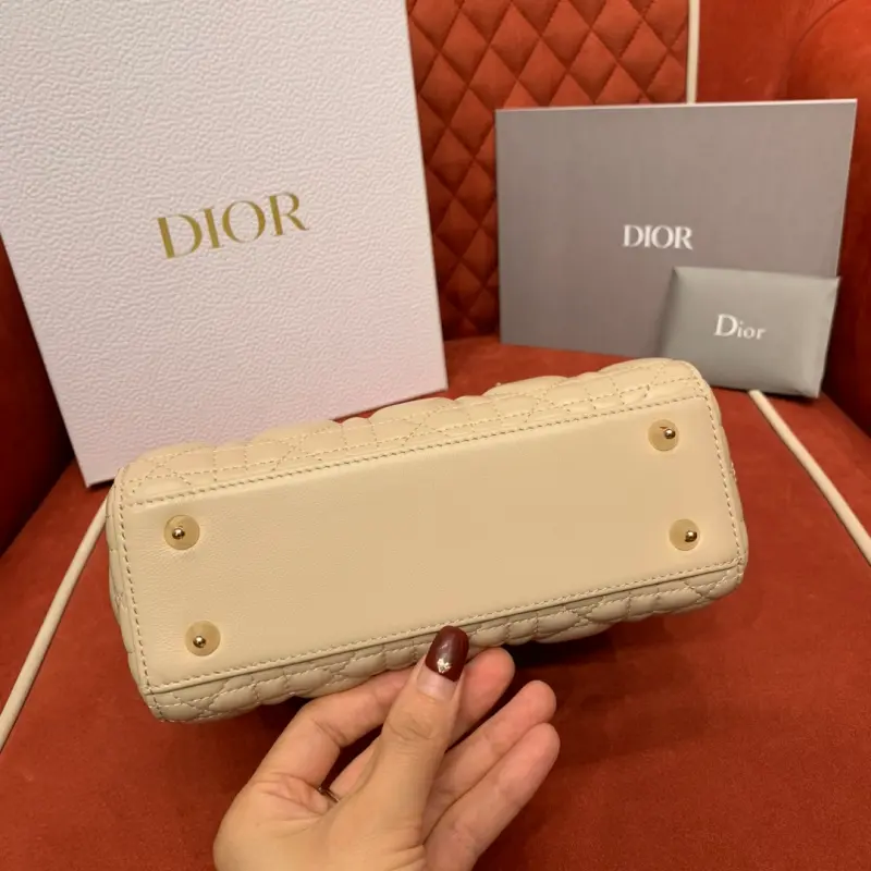 ML237 11 Beige High Quality Bags - Image 6