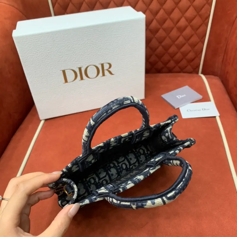 ML230 High Quality Bags - Image 7